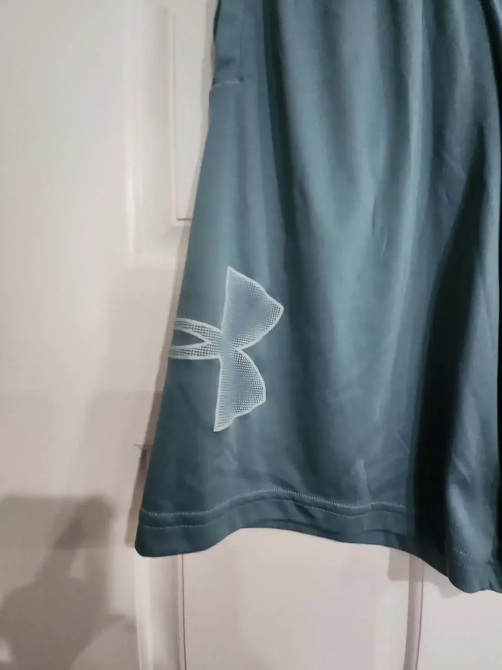 Under Armour Tech Graphic HeatGear Athletic Training Shorts - Picture 4 of 7